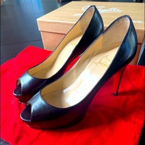 Christian Louboutin Altadama Black Size 35 (5)